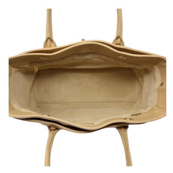 ❌SOLD❌Chanel Calfskin Medium Cerf Tote Beige GHW - Picture 8 of 10